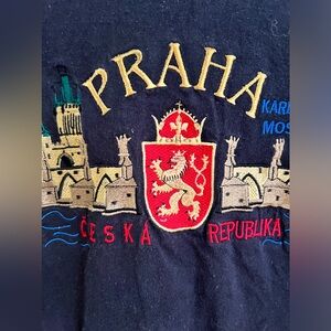 In good condition men’s Prague Czeck Republic T-shirt XL